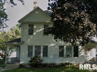 914 W 15th St, Davenport, IA 52804