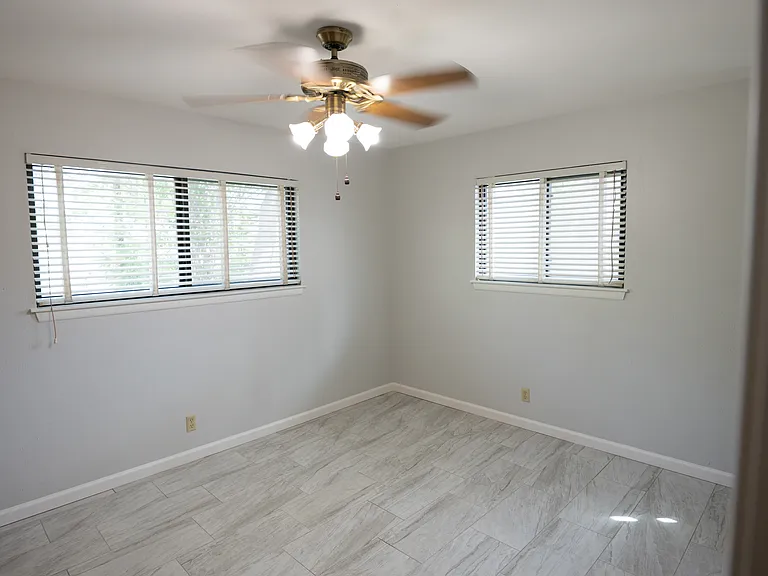 5235 Happiness St — Photo 16