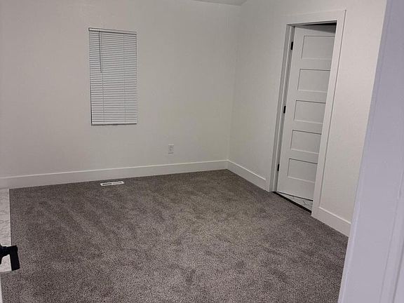 3rd image of 4254 S Whitnall AVENUE