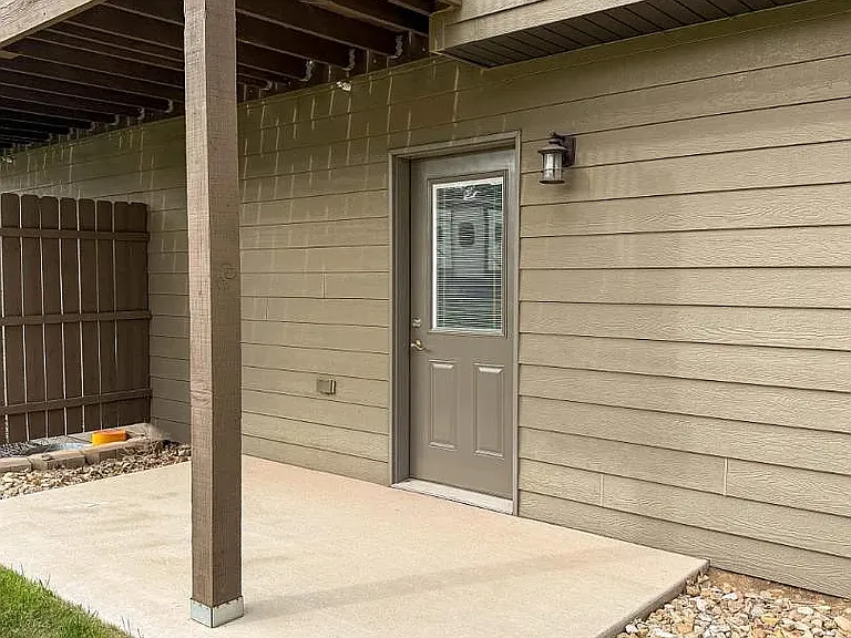 1104 Ballpark — Photo 8