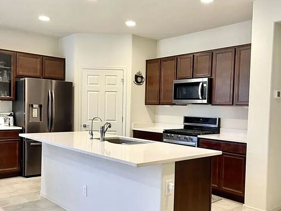4th image of 25538 N 164th Ave