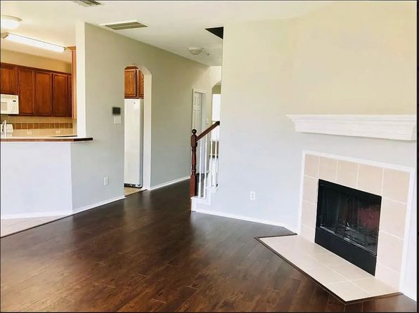 Home for Sale in Garland TX