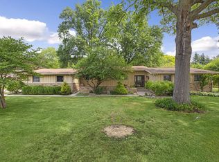 1301 E Fairfax Dr, South Bend, IN