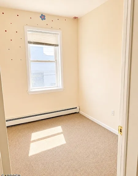 98 E Center St — Photo 14