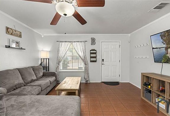 3rd image of 10623 Shaenmeadow