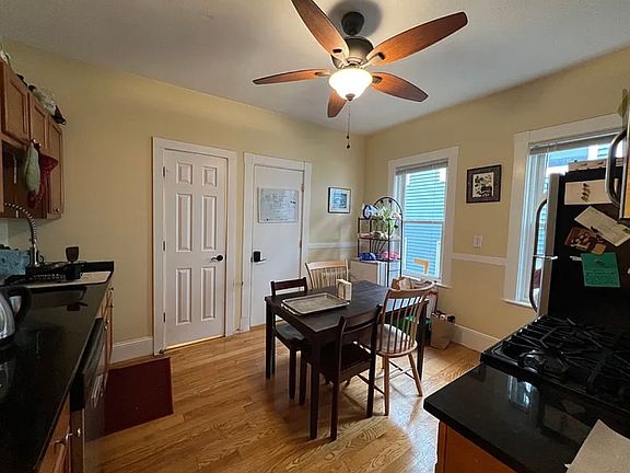 3rd image of 125 Liberty Rd #3