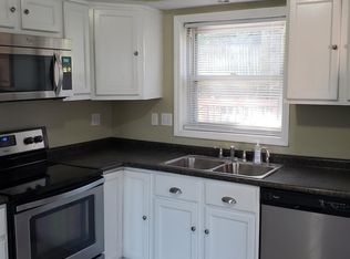 4311 Saint Martins Pl, Cincinnati, OH 45211