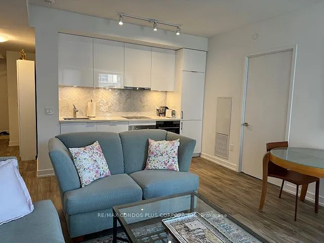 158 Front St E #403 — Photo 14