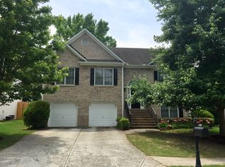 5530 Huntington Mist Dr, Stone Mountain, GA 30087