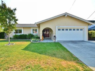 8077 Peppertree Rd, Dublin, CA 94568