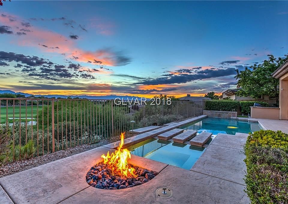 1st image of 61 Desert Highlands Dr