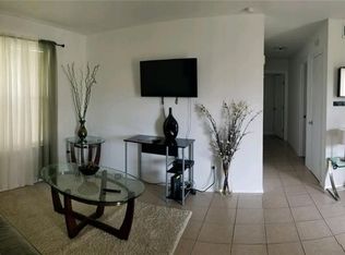 902 E Leslie Cir #A, Austin, TX 78721