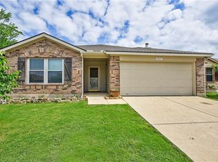1417 Thornhill Ln, Little Elm, TX 75068