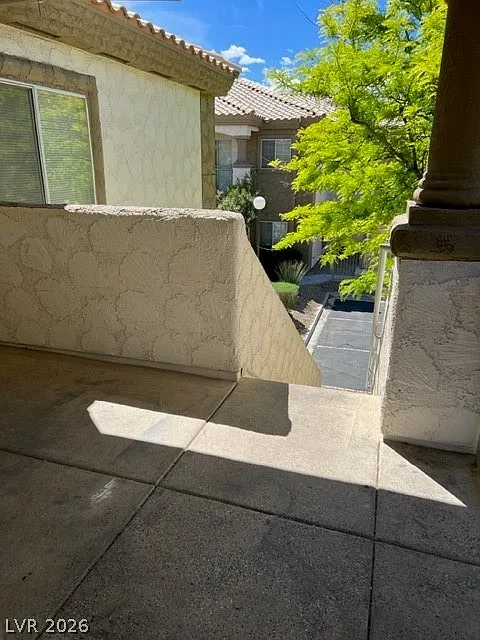 2 bed, 2.0 bath, 1259 sqft, $1,650 — Photo 2