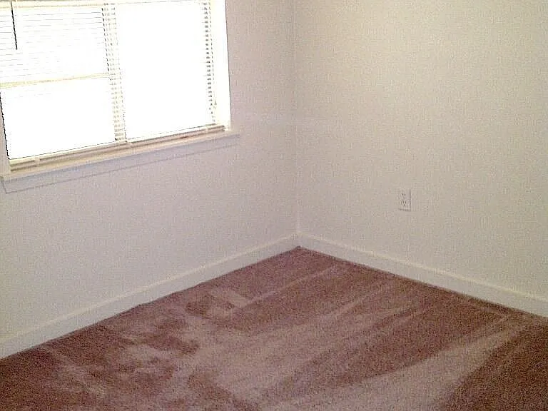 836 Riverview Dr #17 — Photo 9