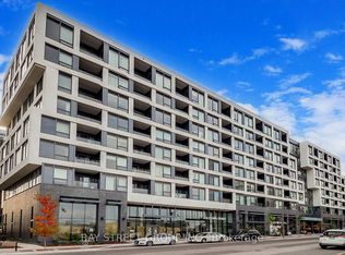 2450 Old Bronte Rd E #710, Oakville, ON L6M 5P6