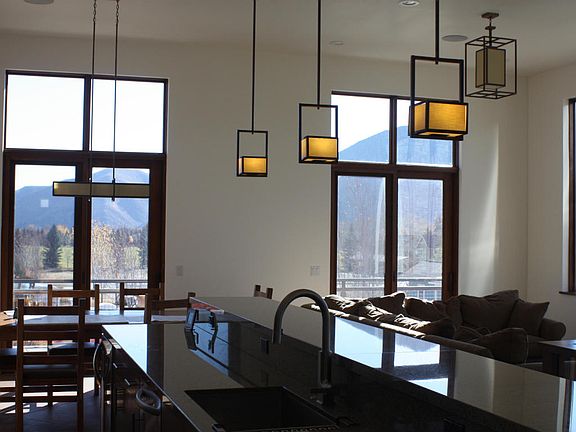 5th image of 510 San Badger Dr