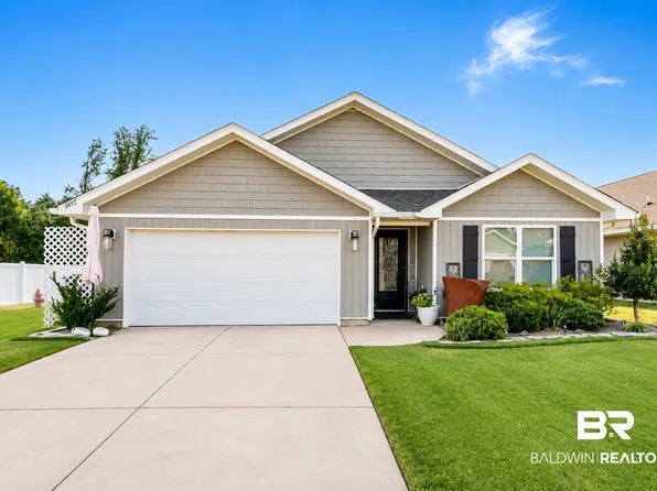 24513 Alamitos Trace Dr, Daphne, AL 36526
