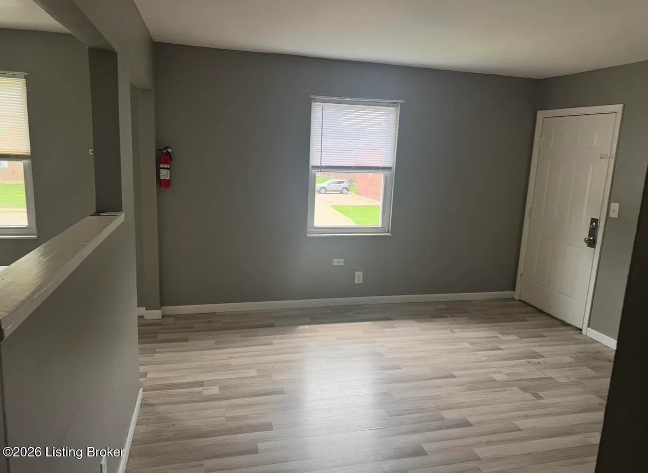 2 bed, 1.0 bath, 880 sqft, $1,100 — Photo 4