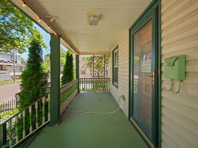 6511 Fir Ave — Photo 3