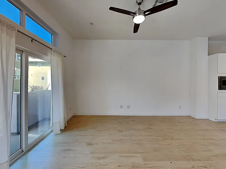 392 Midstream Ln — Photo 11