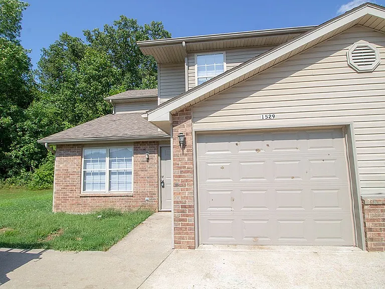 1529 Bodie Dr — Photo 26
