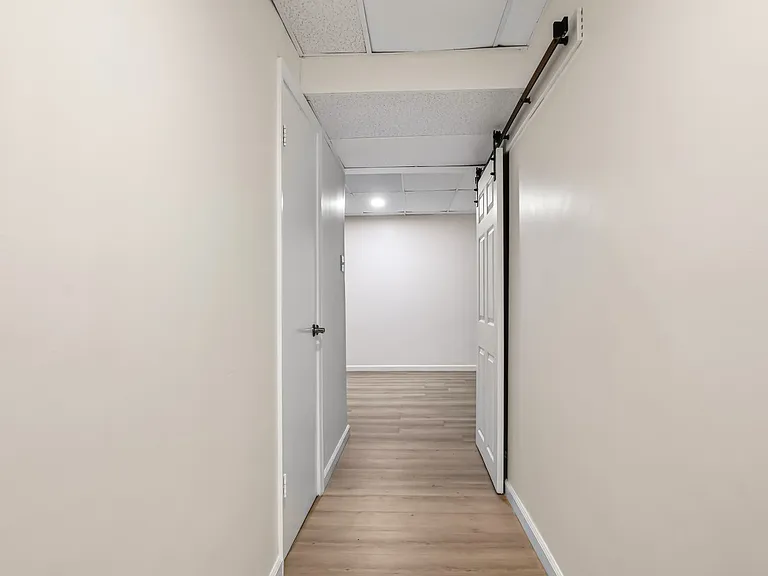 10214 Millstream Dr — Photo 20