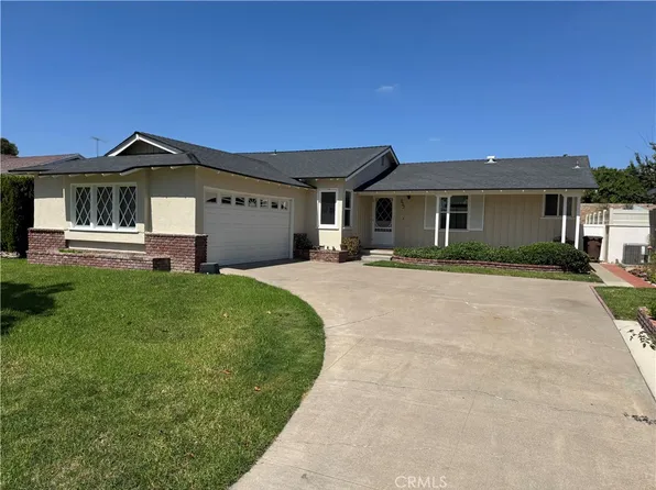 933 W Autumn Dr, Anaheim, CA 92805