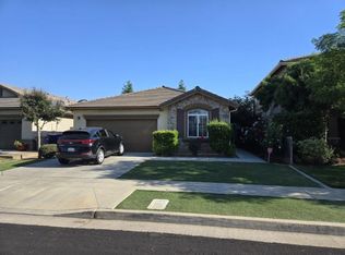 7417 E Cortland Ave, Fresno, CA