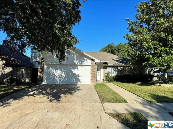 114 Swift Ct, Victoria, TX 77901