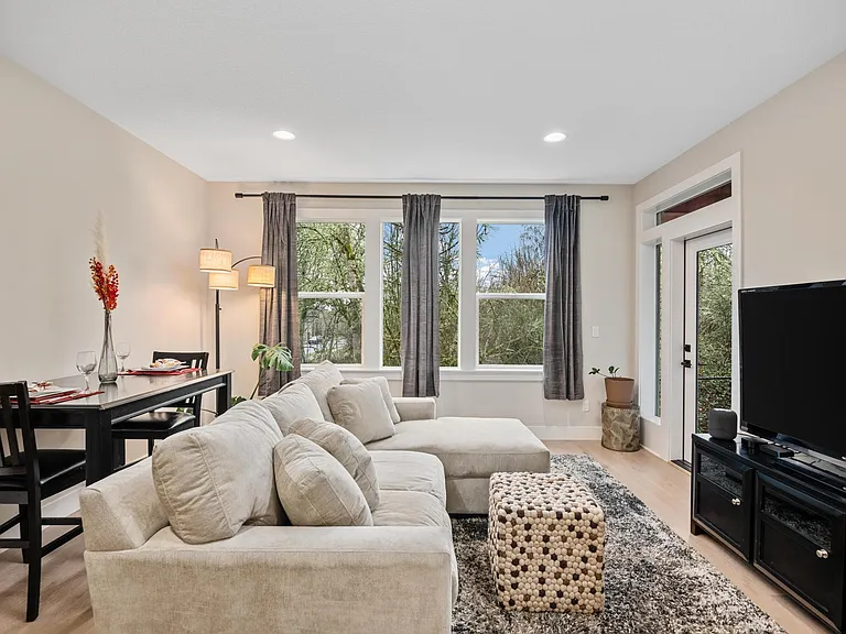 6637 NW Lolo — Photo 13