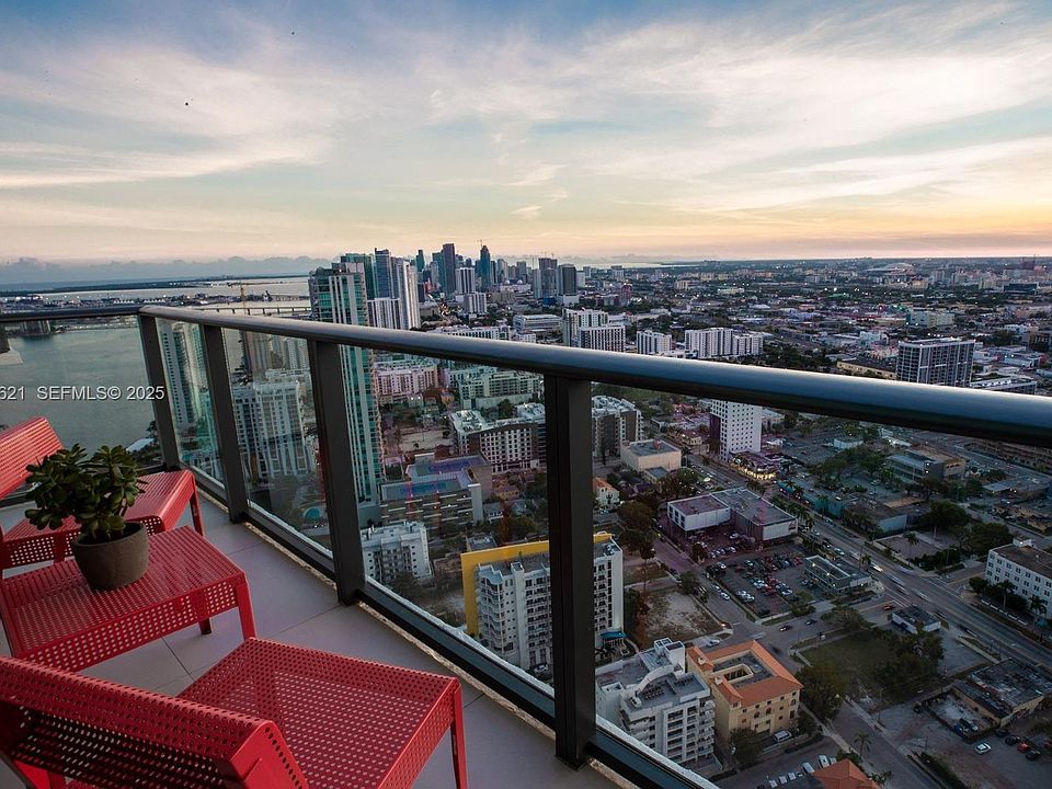 1st image of 501 NE 31st St #Penthouse 4405