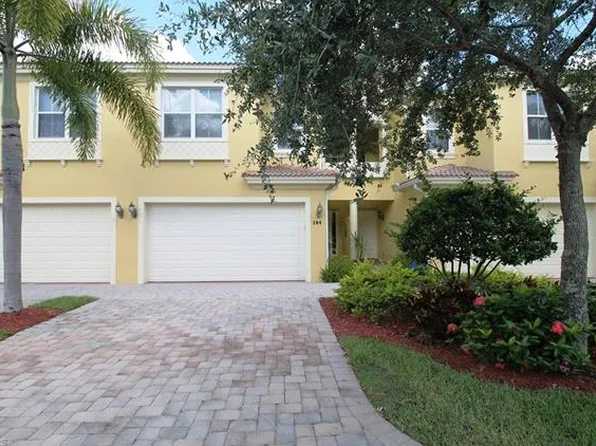 1370 Mariposa Cir #22104, Naples, FL 34105