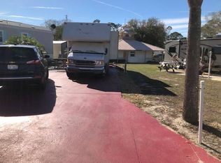 61 Beachfront Ln, Lake Placid, FL 33852