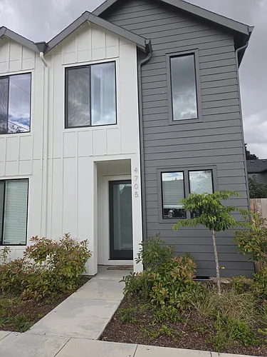 4705 NE 107th Ave Photo 1