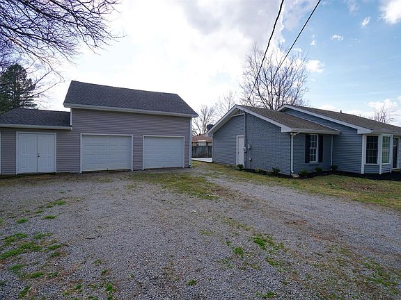 2nd image of 200 Orchard Valley Dr