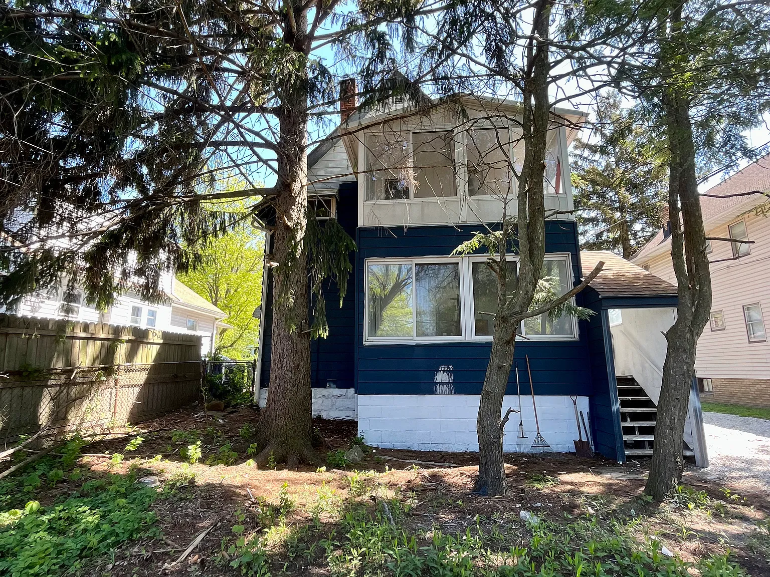 4 bed, 1800 sqft, $2,500 — Photo 4