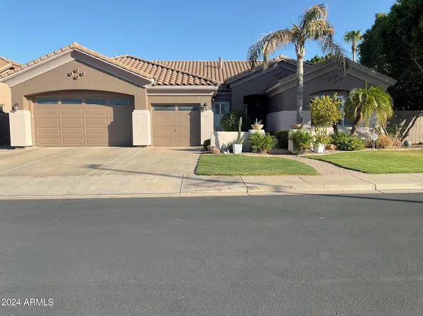 582 E BRIDGEPORT Parkway, Gilbert, AZ 85295