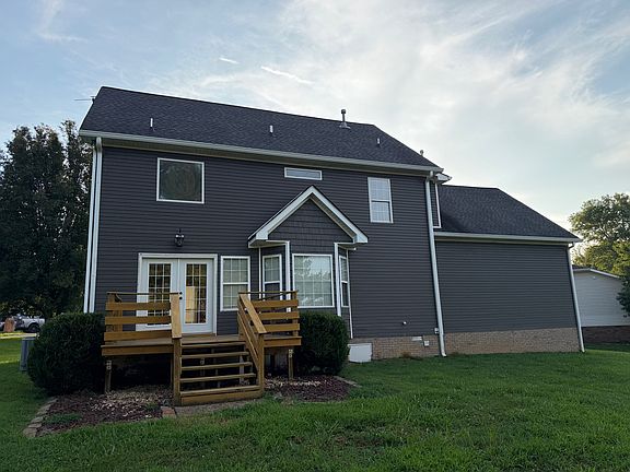 2nd image of 436 Dorchester Pl