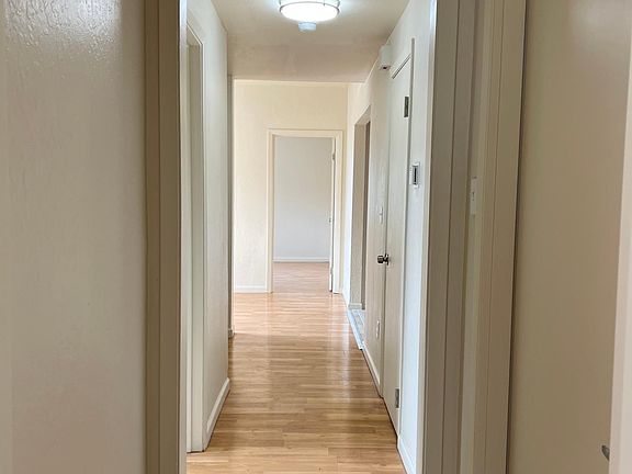 5th image of 2825 Halsey Ave
