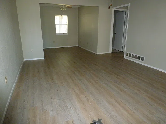 1801 Woodard — Photo 4