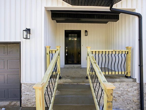 4th image of 3292 Bracktown Rd