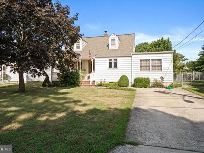 22 Farmer Dr, Allentown, NJ, 08501