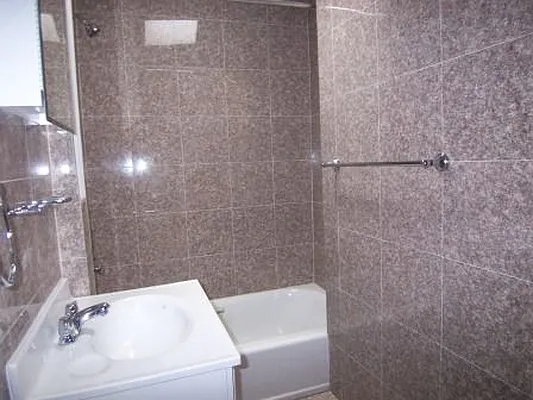 Rented by Friedman Roth Realty | media 24