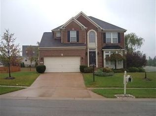 40 W Manor Dr, Springboro, OH 45066