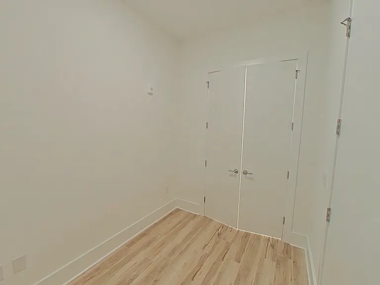 2441 Campus Shore Dr #307 — Photo 20