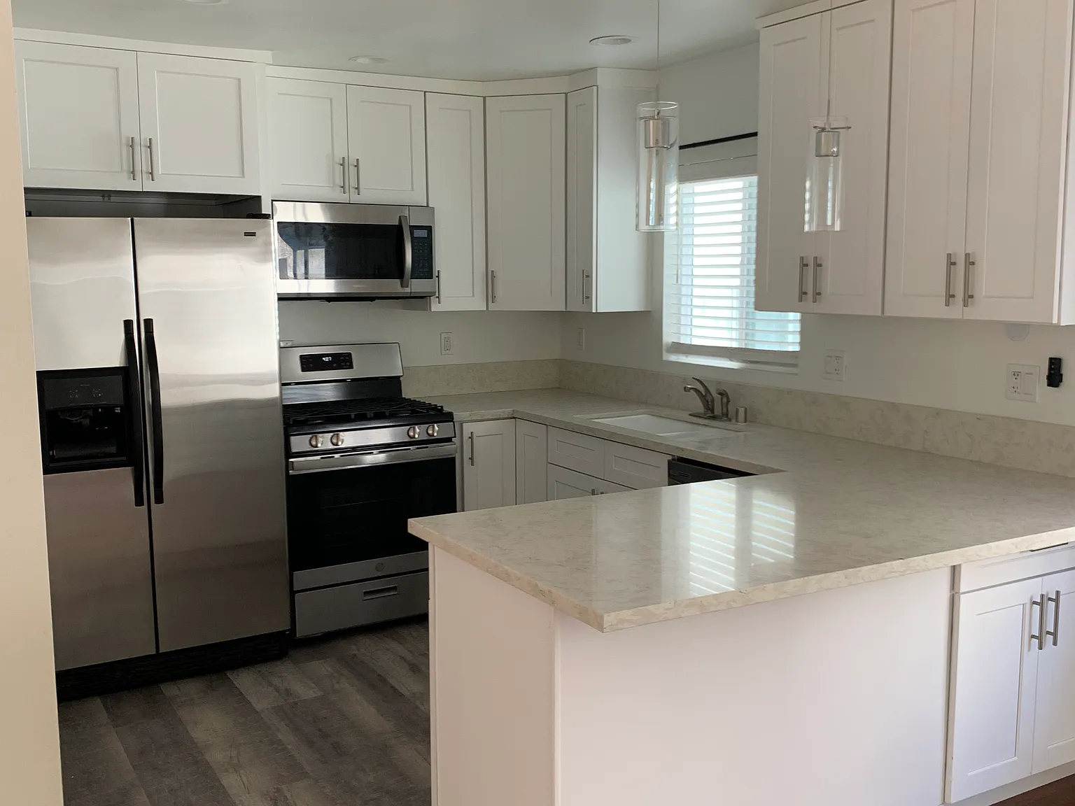 2 bed, 2.5 bath, 1014 sqft, $4,199 — Photo 4