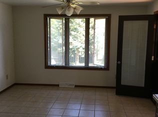 2949 Sorenson Dr, Green Bay, WI 54313