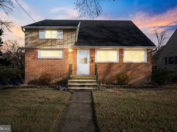 205 S Clinton Ave, Maple Shade, NJ 08052