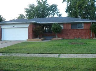 417 W Ercoupe Dr, Midwest City, OK 73110